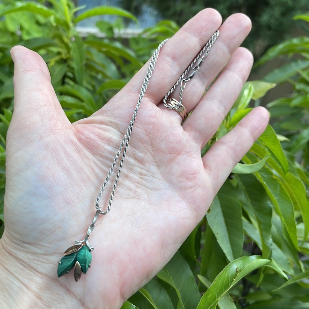 Vintage sterling silver/14K gold/malachite pendant with sterling silver chain